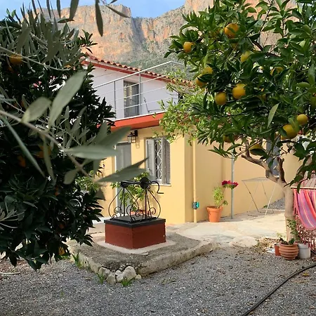 Zacharos Elegant Apartamento *