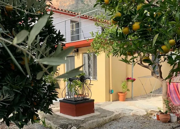 Zacharos Elegant Apartamento *