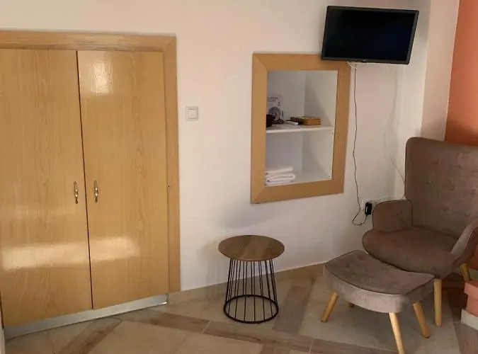 Zacharos Elegant Leonídion