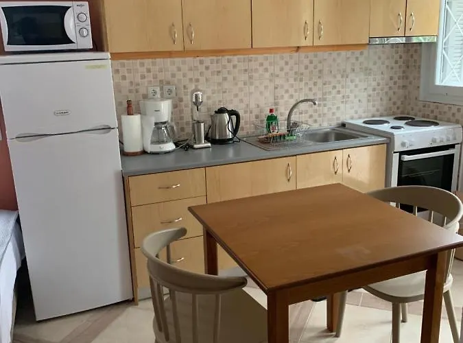 Zacharos Elegant 아파트 Leonídion