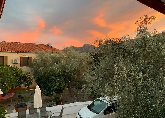 Zacharos Elegant 아파트 Leonídion